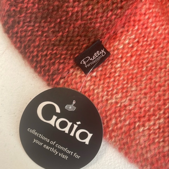 NWT Gaia Pretty Persuasions Infinity Scarf Mini Throw NWT - Picture 3 of 6